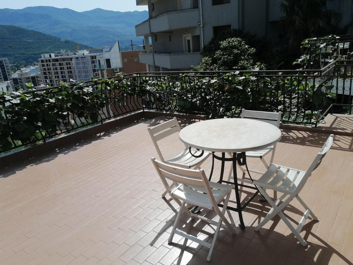 Lovely Apartment With Big Terrace In בודווה מראה חיצוני תמונה
